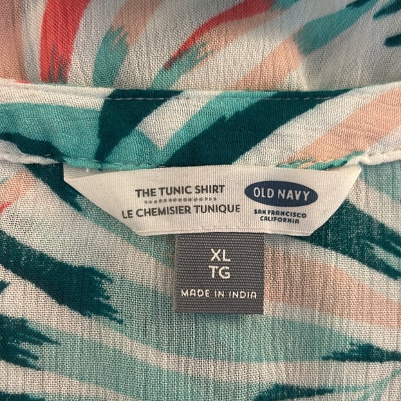 Old Navy Tropical Hawaiian Summer Vacation V-Neck Long Sleeve Top Size XL - Picture 5 of 6